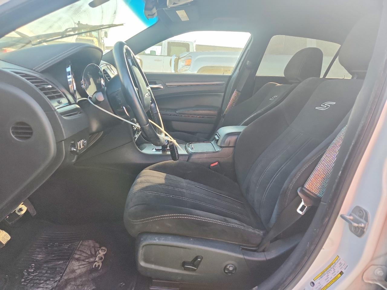 2012 Chrysler 300 - Фото 7