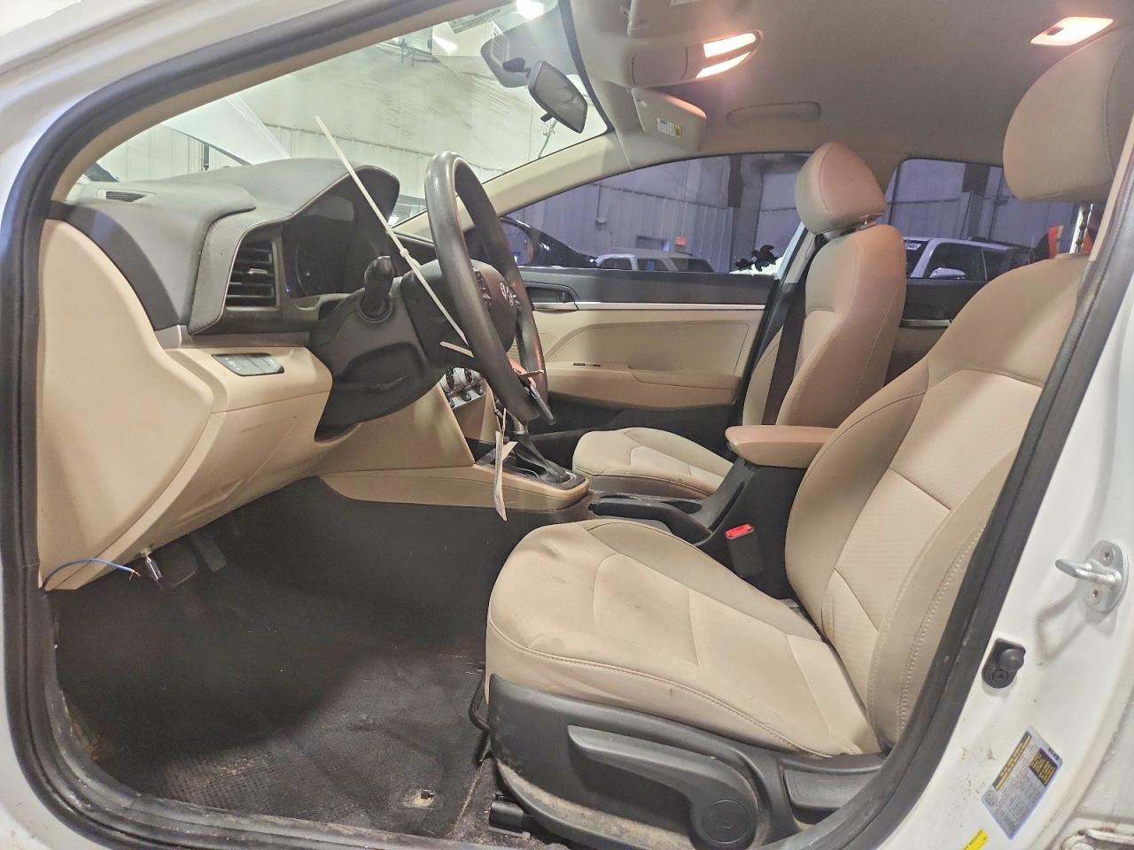 2019 Hyundai Elantra Se - Фото 7