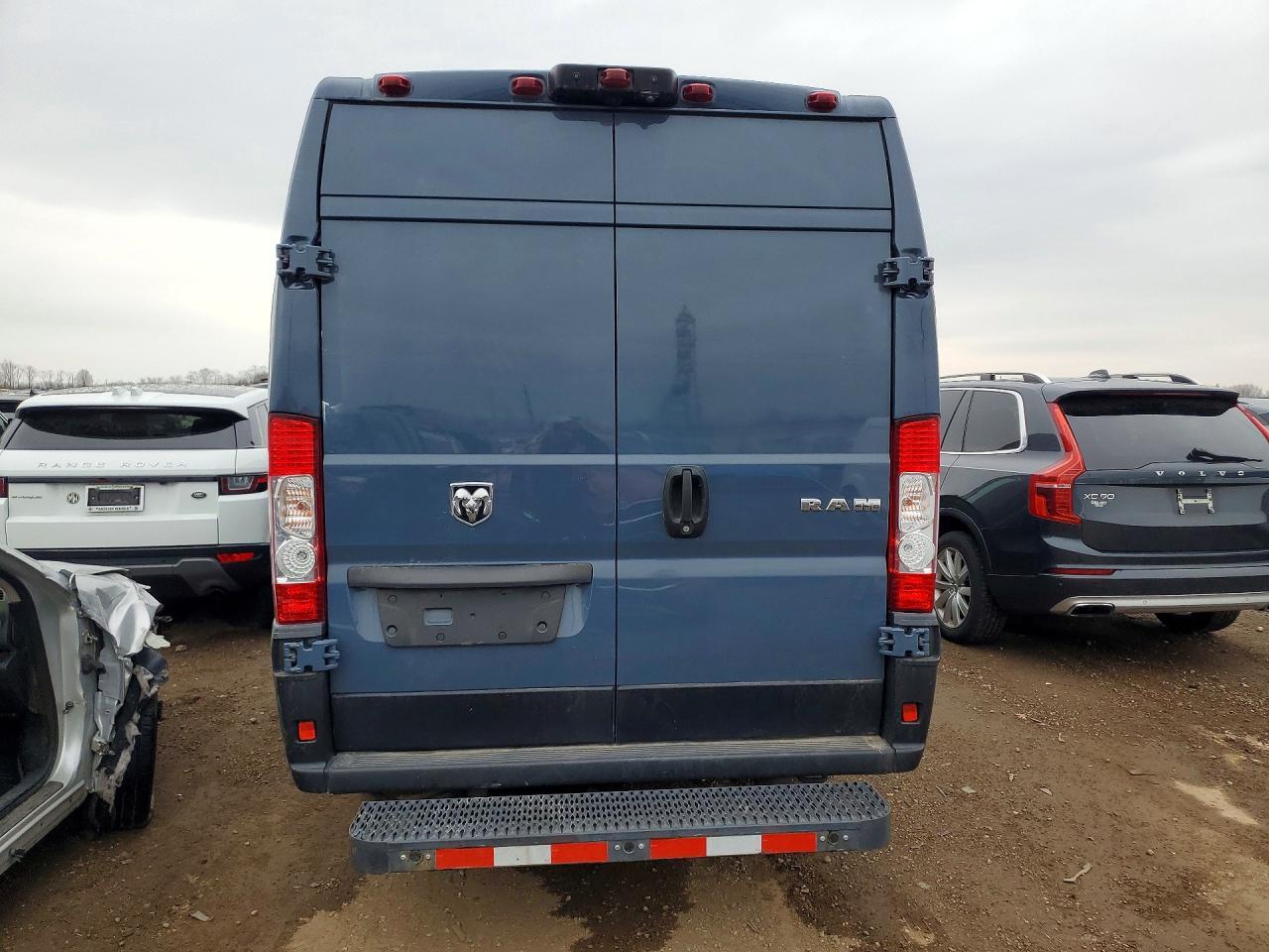 2020 Ram Promaster 3500 Delivery Van - Фото 6