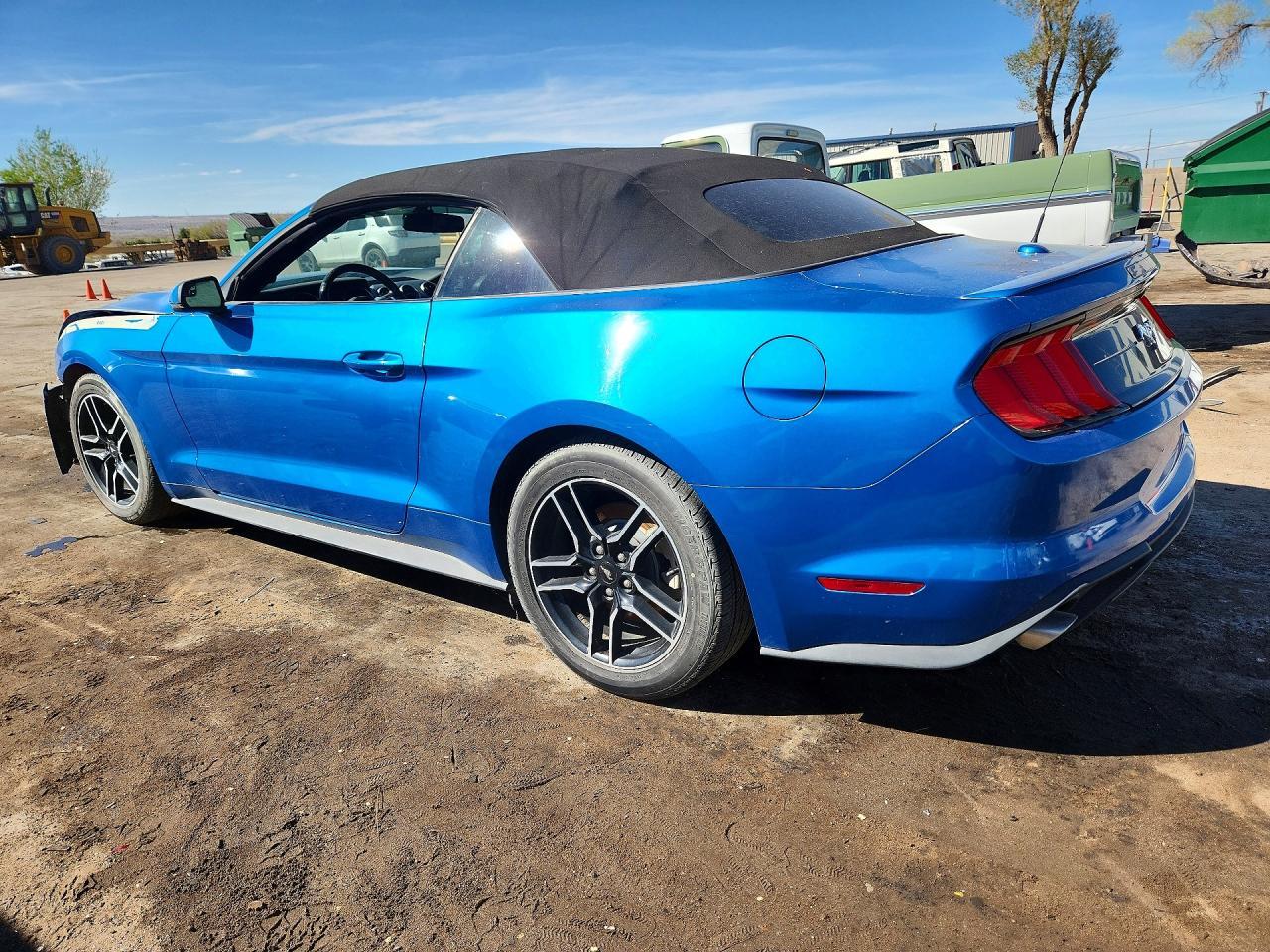 2020 Ford Mustang - Фото 2