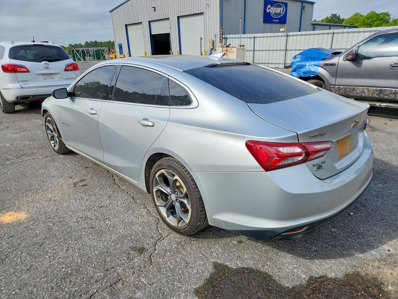 2021 Chevrolet Malibu Lt - Фото 2