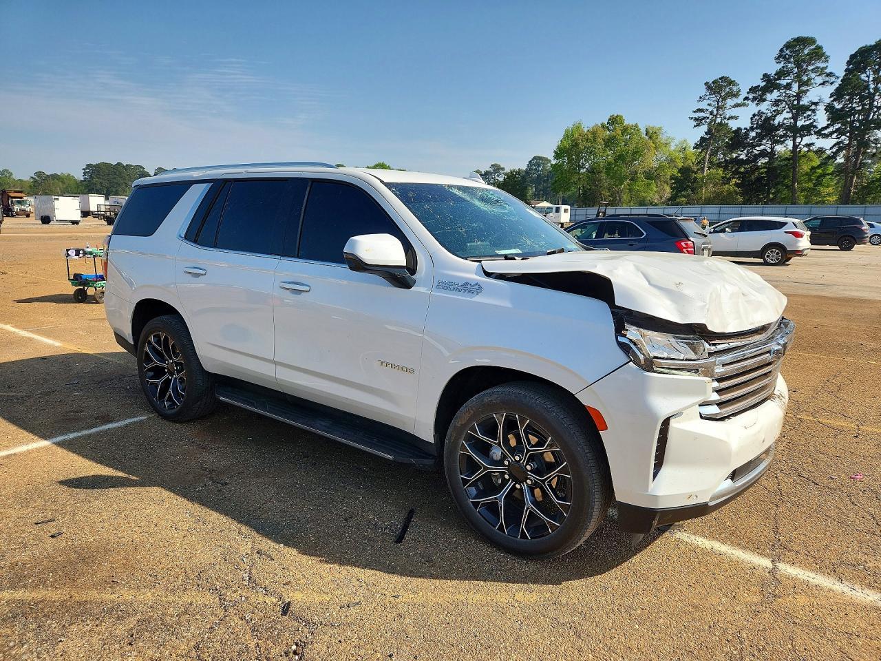 2023 Chevrolet Tahoe C1500 High Country - Фото 4