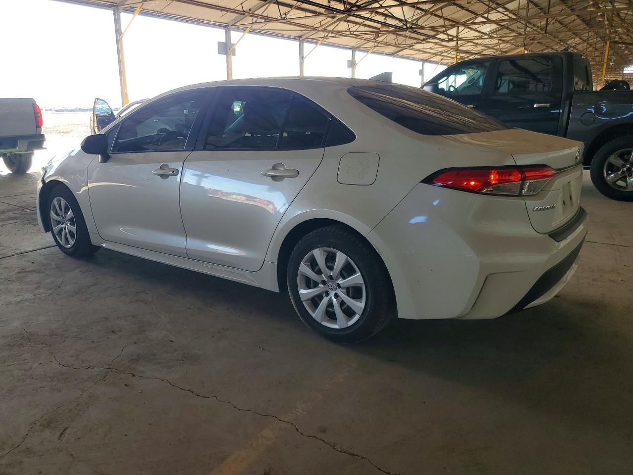 2020 Toyota Corolla Le - Image 2
