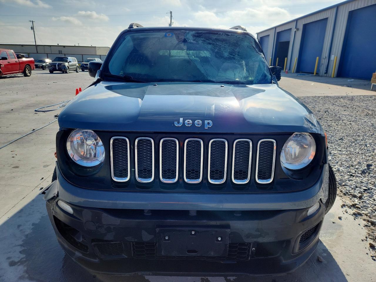 2017 Jeep Renegade - Image 5