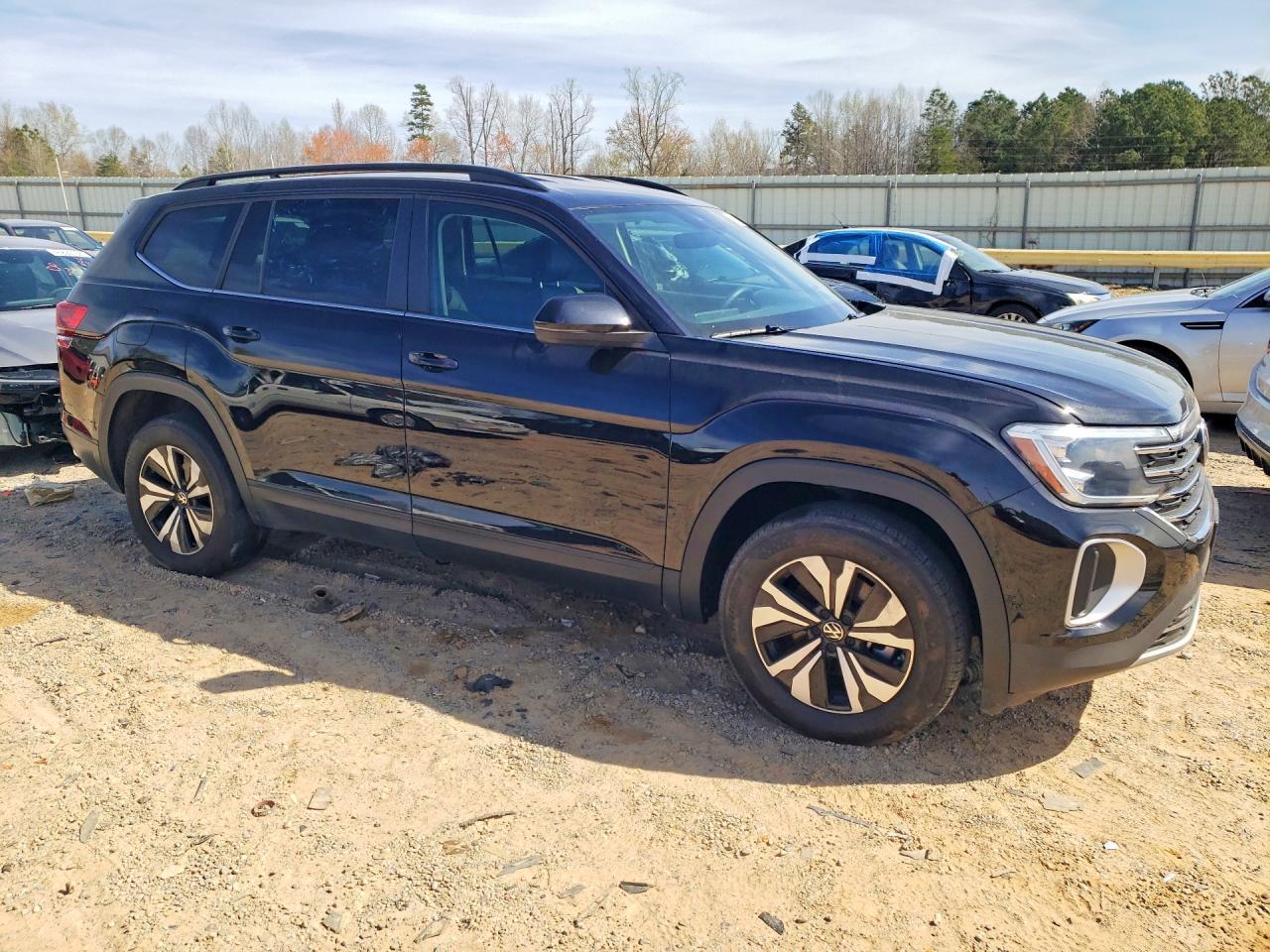 2024 Volkswagen Atlas Se - Image 4