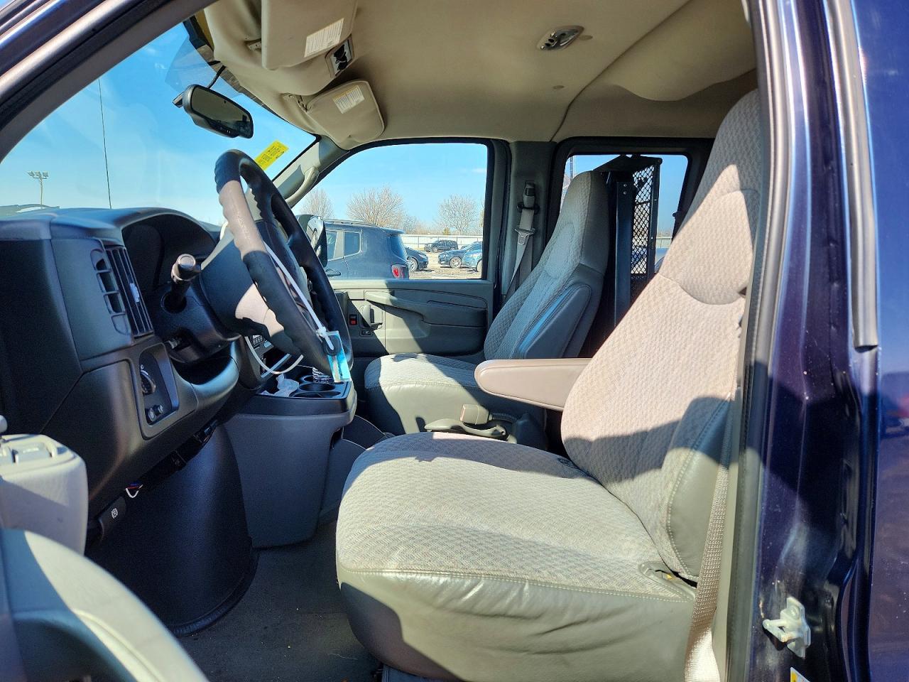 2007 Chevrolet Express G1500 - Фото 7