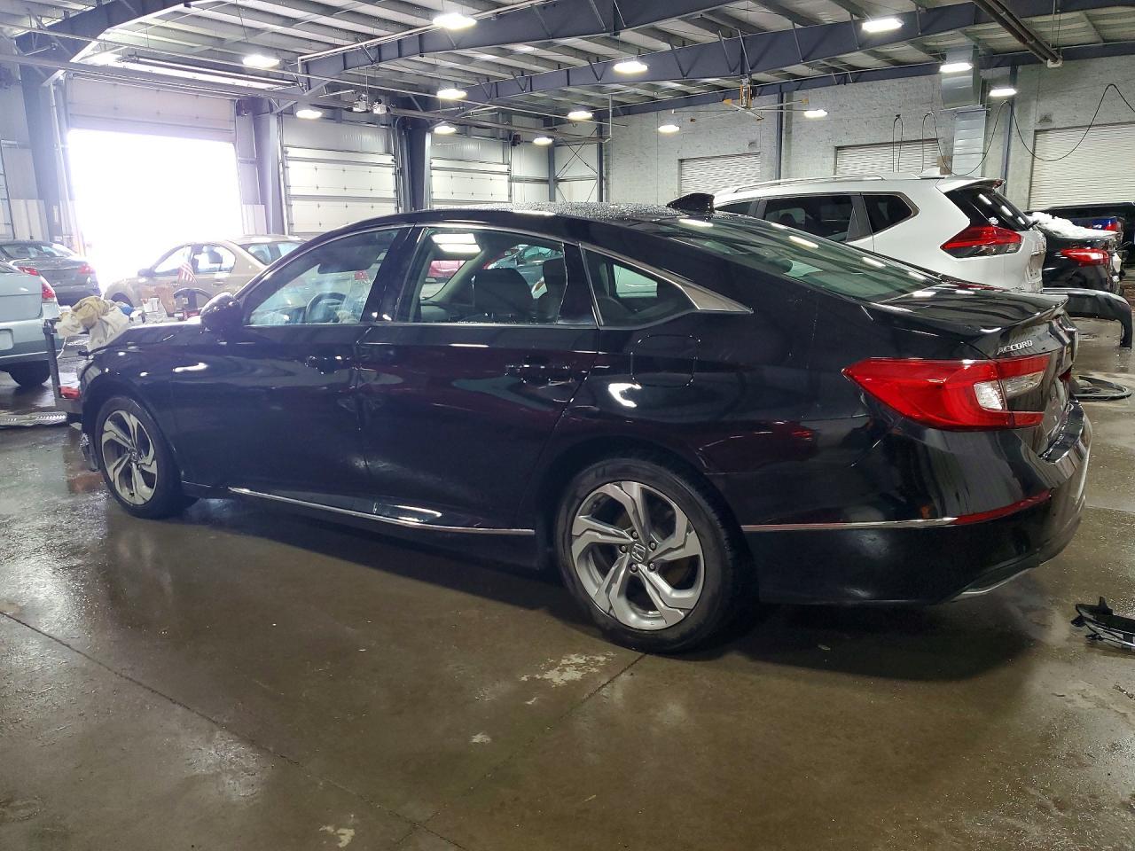 2018 Honda Accord Ex - Фото 2