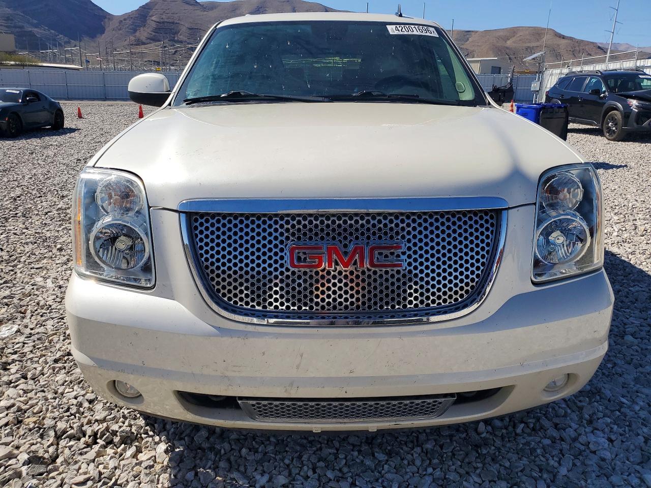 2014 GMC Yukon Denali - Фото 5