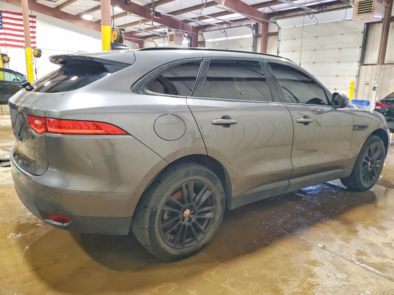 2018 Jaguar F-Pace Prestige - Фото 3
