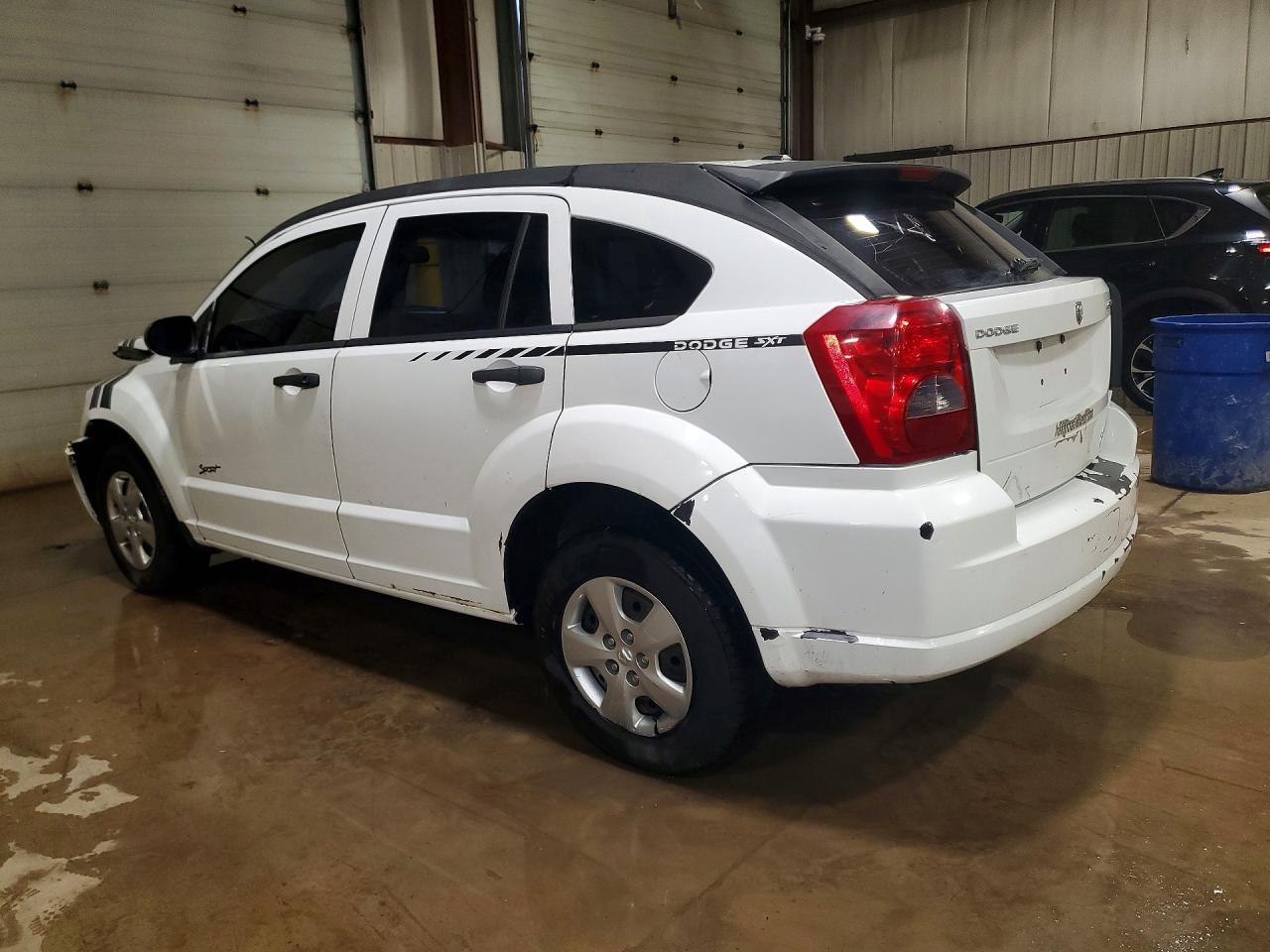 2011 Dodge Caliber Express - Фото 2
