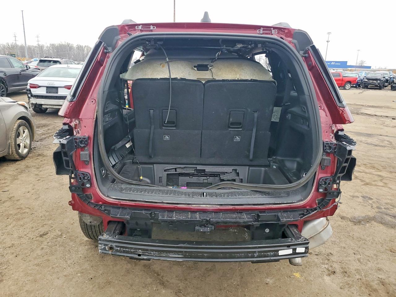 2024 Jeep Grand Cherokee L Laredo - Image 6