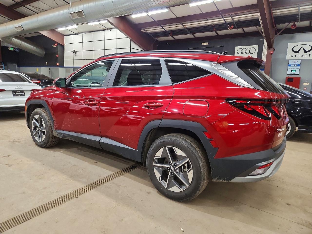 2025 Hyundai Tucson Sel - Image 2