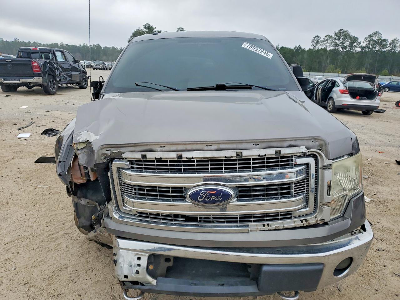 2014 Ford F150 - Image 5