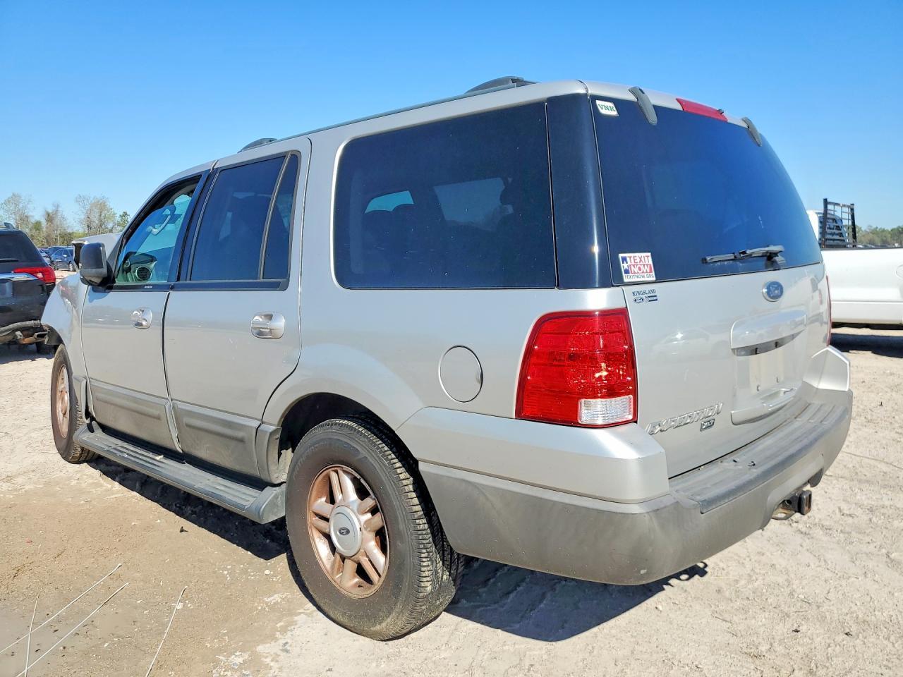 2004 Ford Expedition Xlt - Image 2