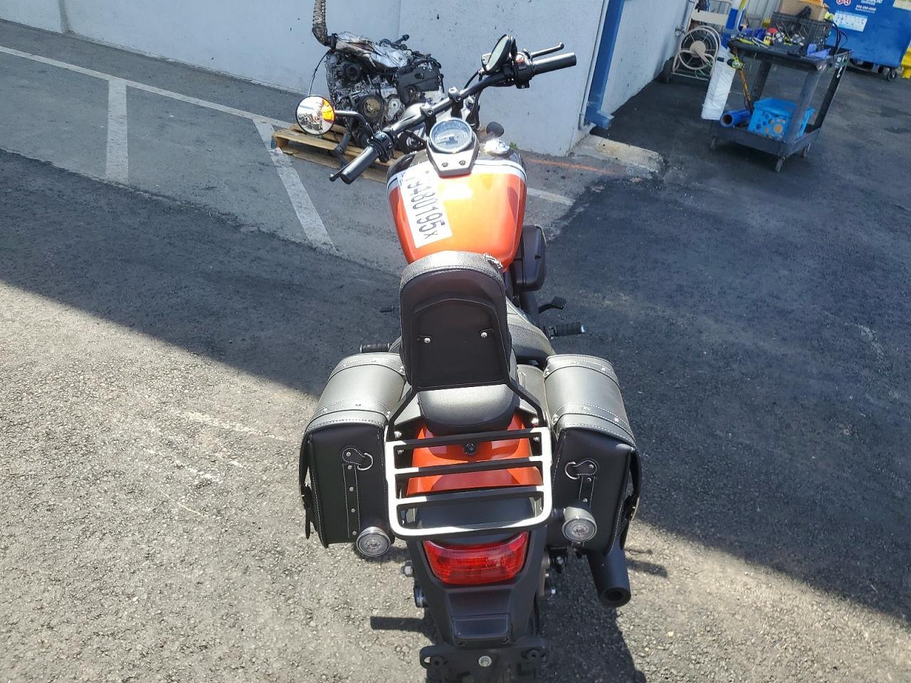 2025 Honda Vt750 C2B - Image 6
