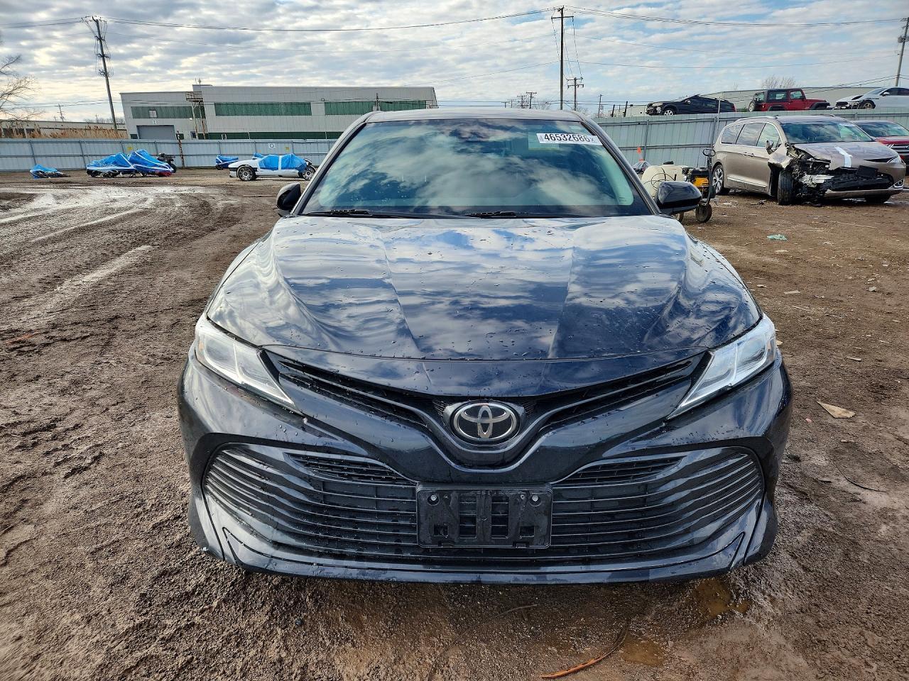 2020 Toyota Camry Le - Image 5