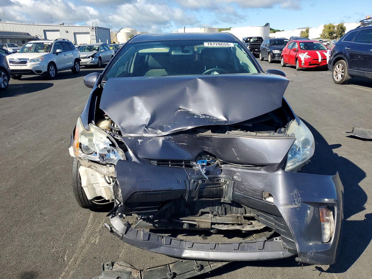 2015 Toyota Prius - Image 5