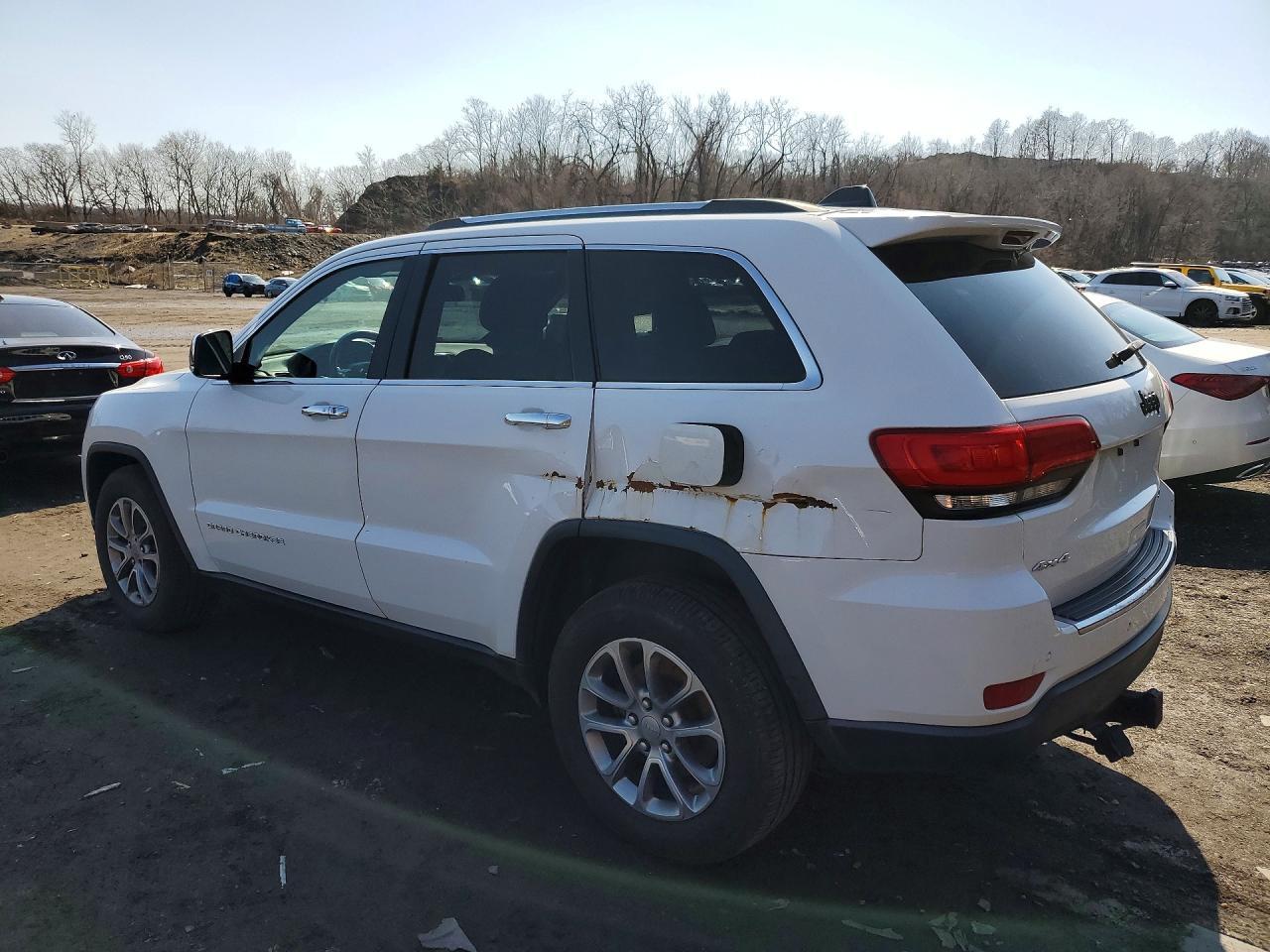 2015 Jeep Grand Cherokee - Image 2
