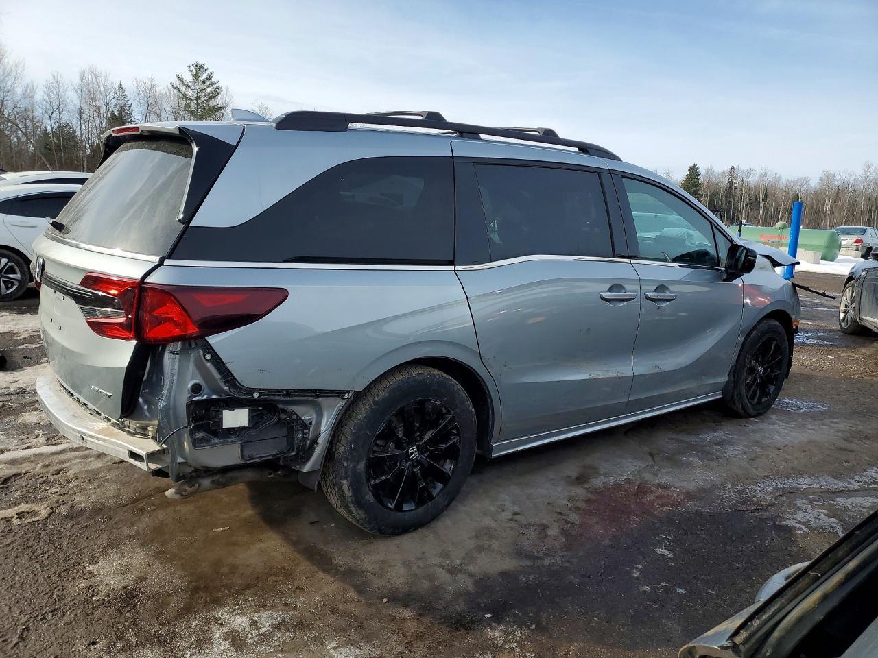 2025 Honda Odyssey Sport-L - Фото 3
