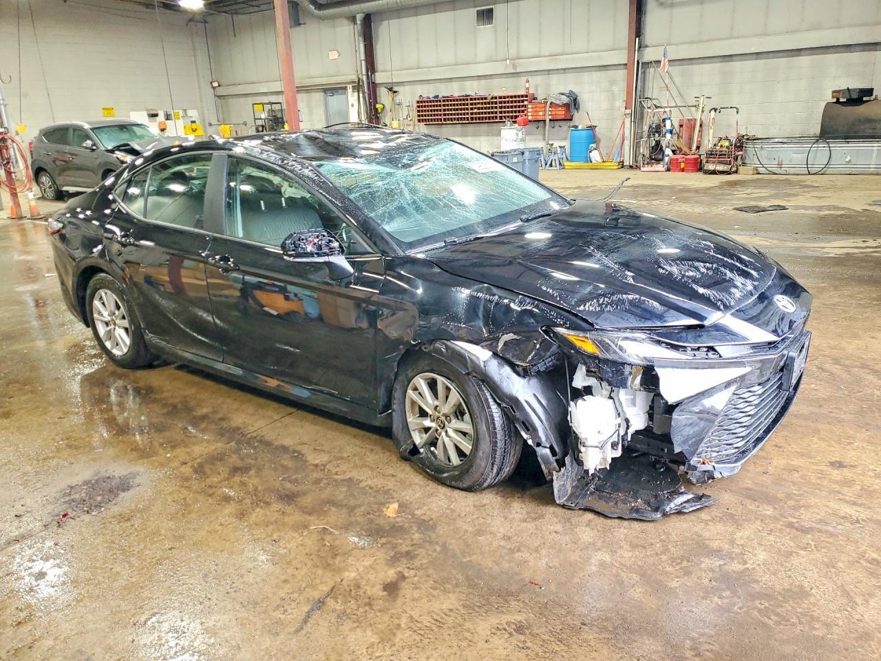 2026 Toyota Camry Le - Фото 4