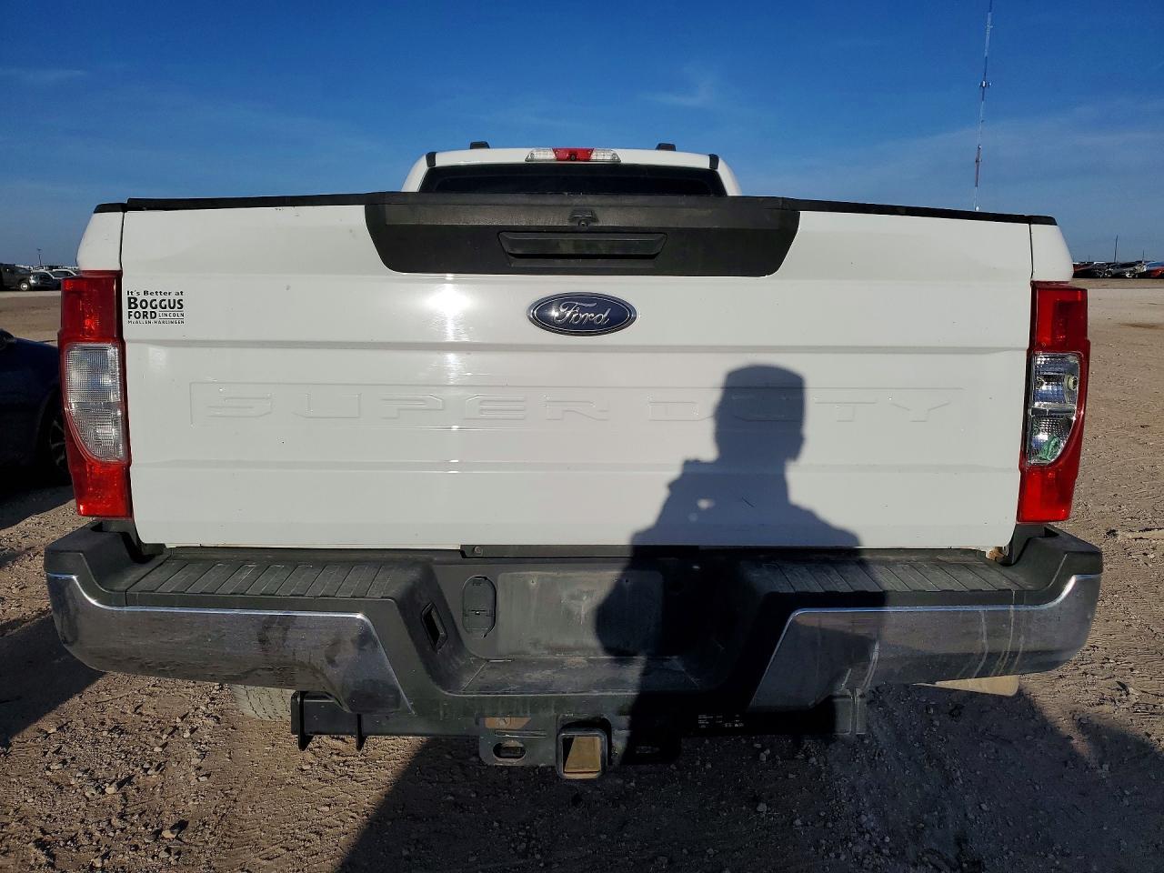 2022 Ford F250 Super Duty - Фото 6