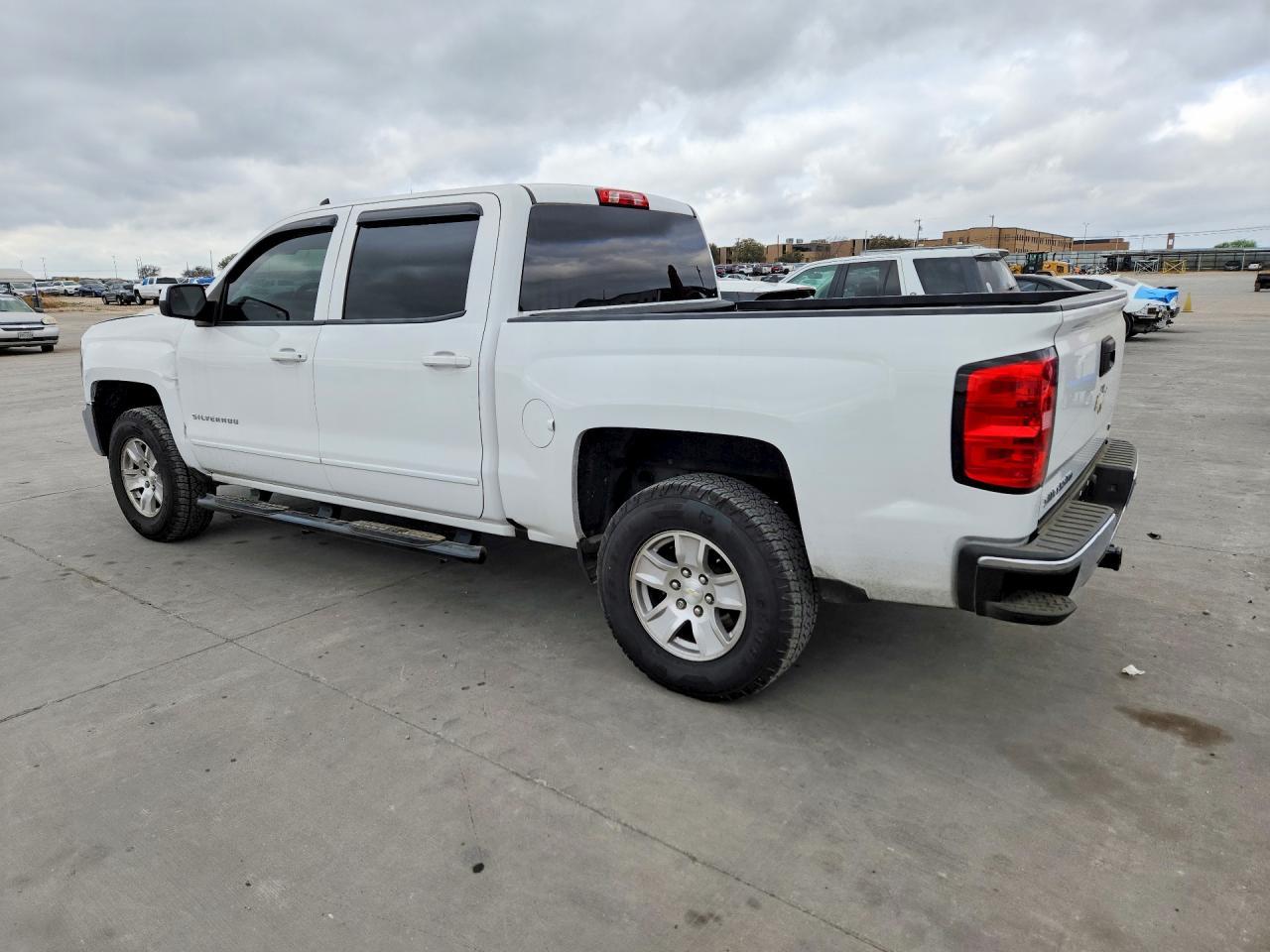 2017 Chevrolet Silverado C1500 Lt - Image 2