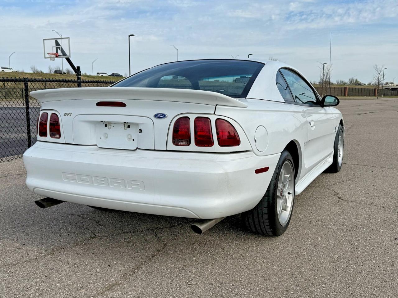 1997 Ford Mustang Cobra - Фото 4