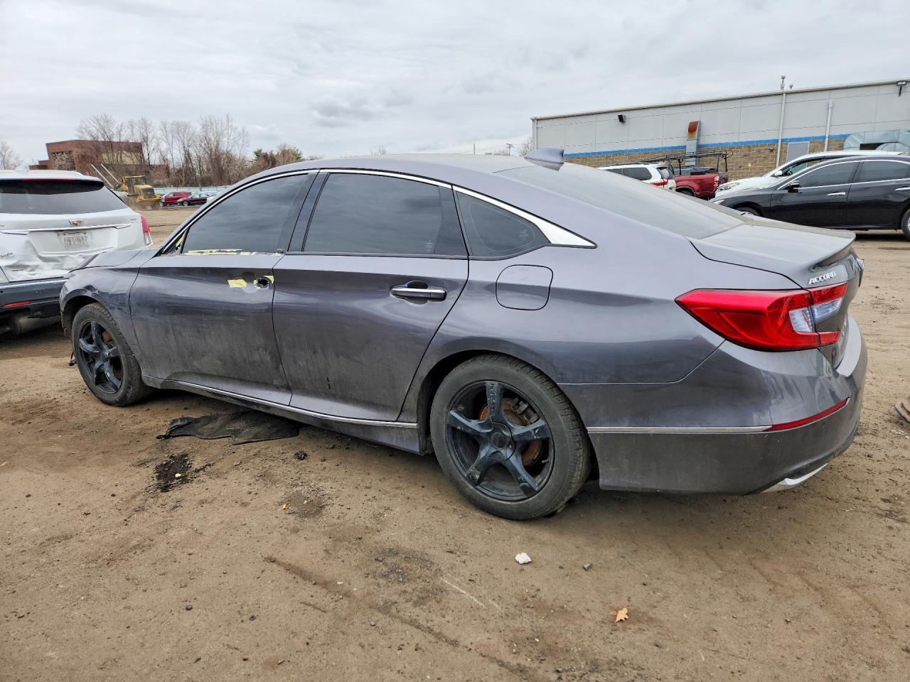 2018 Honda Accord Touring Hybrid - Фото 2
