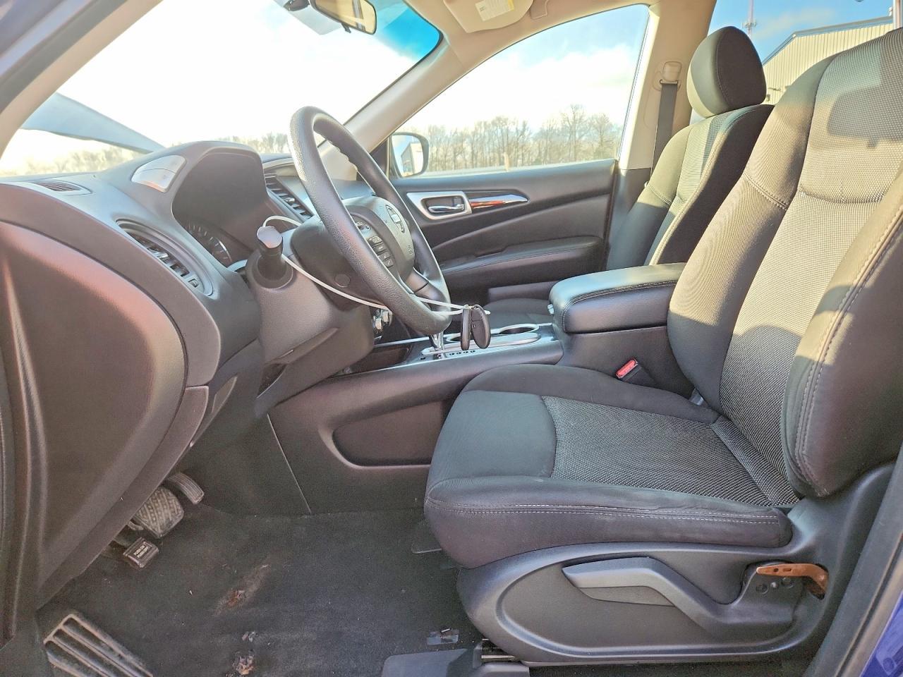 2020 Nissan Pathfinder S - Image 7