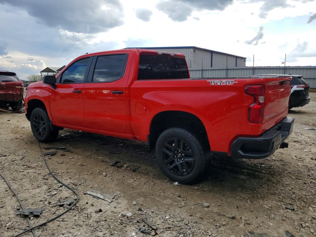 2026 Chevrolet Silverado K1500 Trail Boss Custom - Image 2