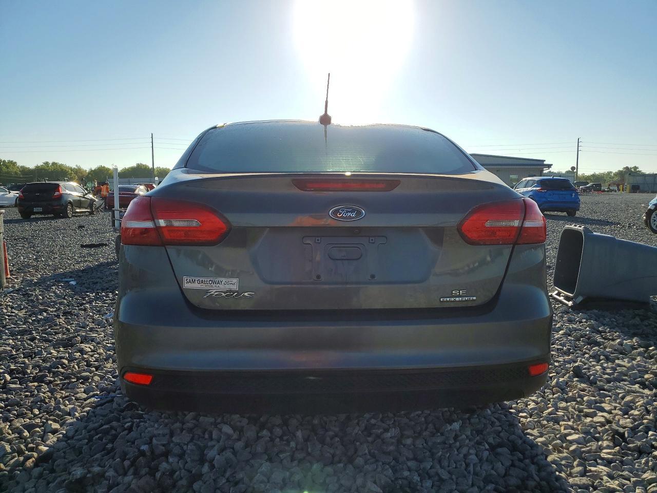 2016 Ford Focus Se - Image 6