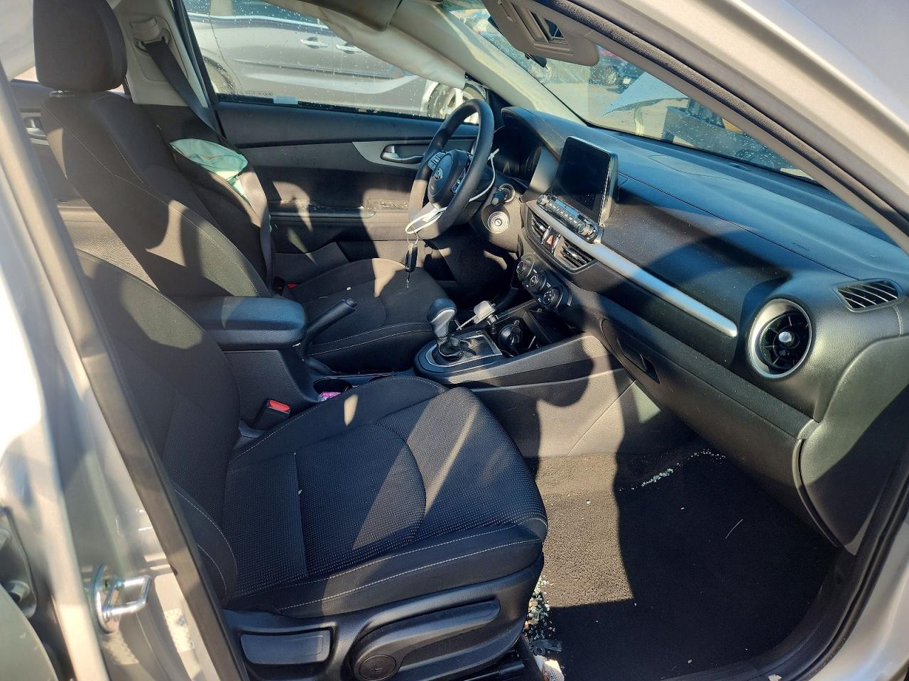 2021 Kia Forte - Фото 7