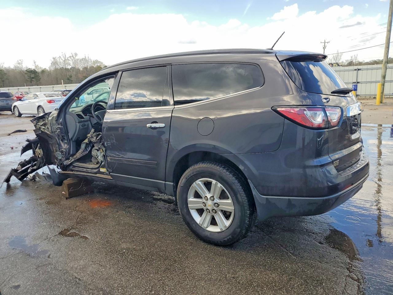 2014 Chevrolet Traverse Lt - Фото 2