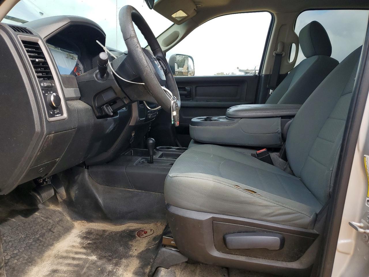 2018 Ram 2500 St 4Wd 6.4L V8 - Фото 7