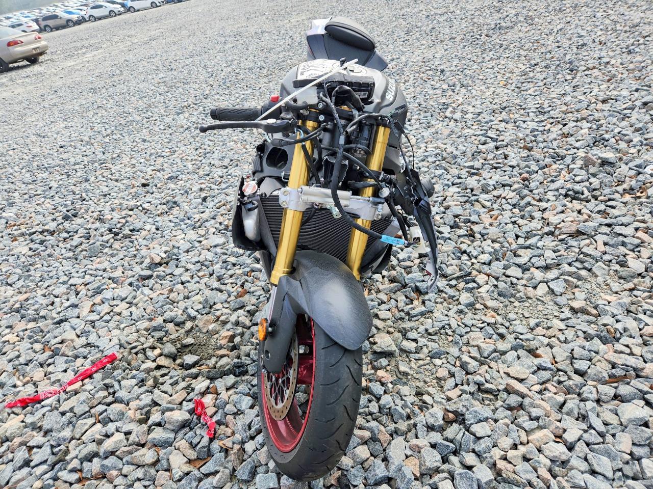 2026 Suzuki Gsx-R750 - Image 2