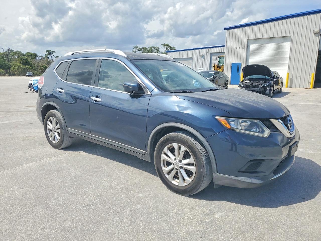 2016 Nissan Rogue Sv - Image 4