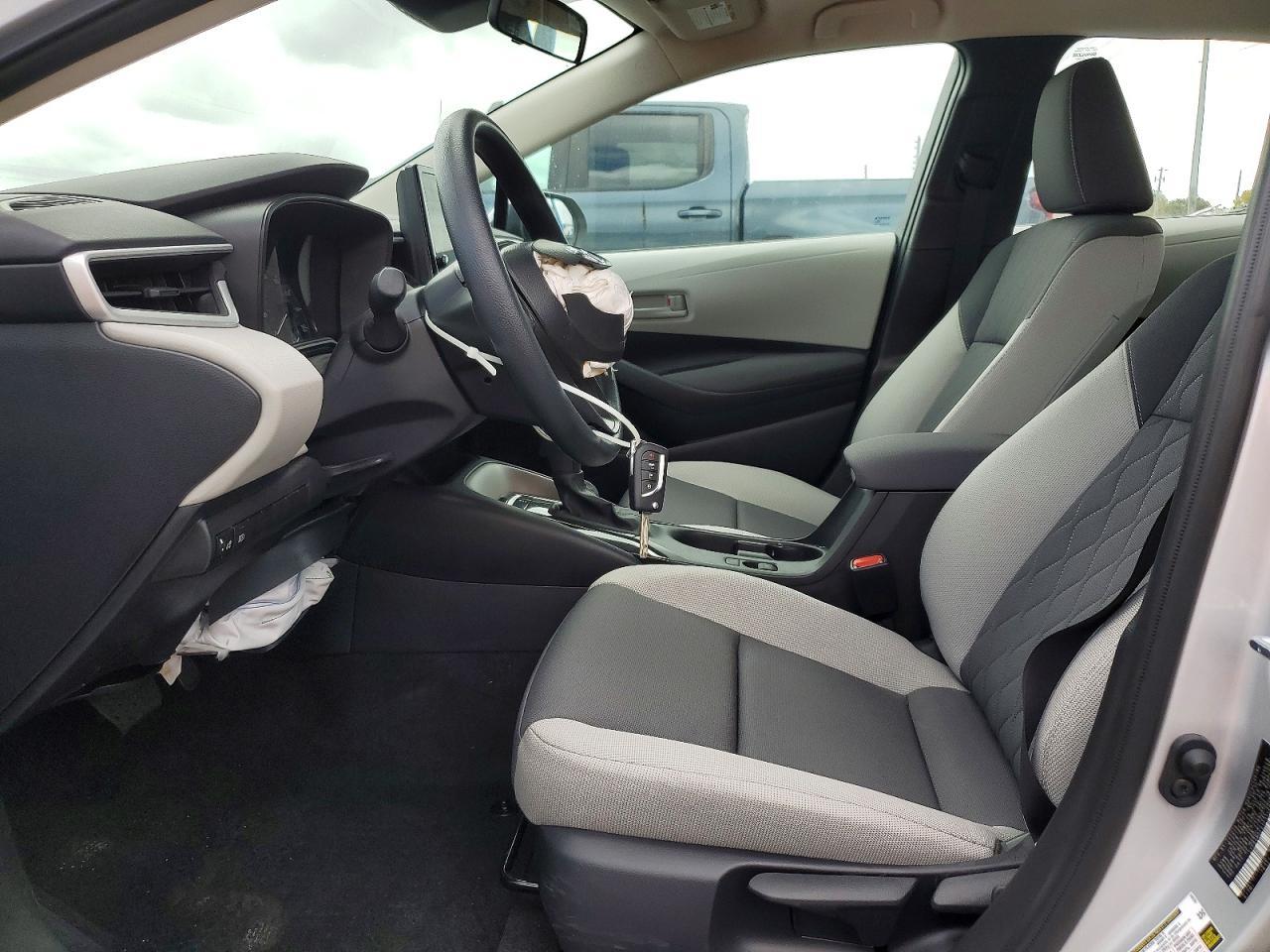 2025 Toyota Corolla Le - Image 7