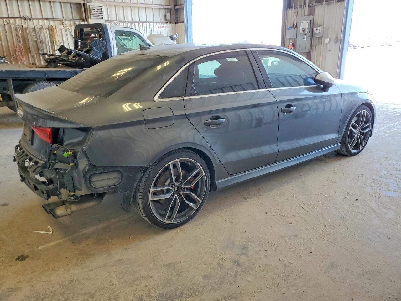 2015 Audi S3 Premium Plus - Фото 3