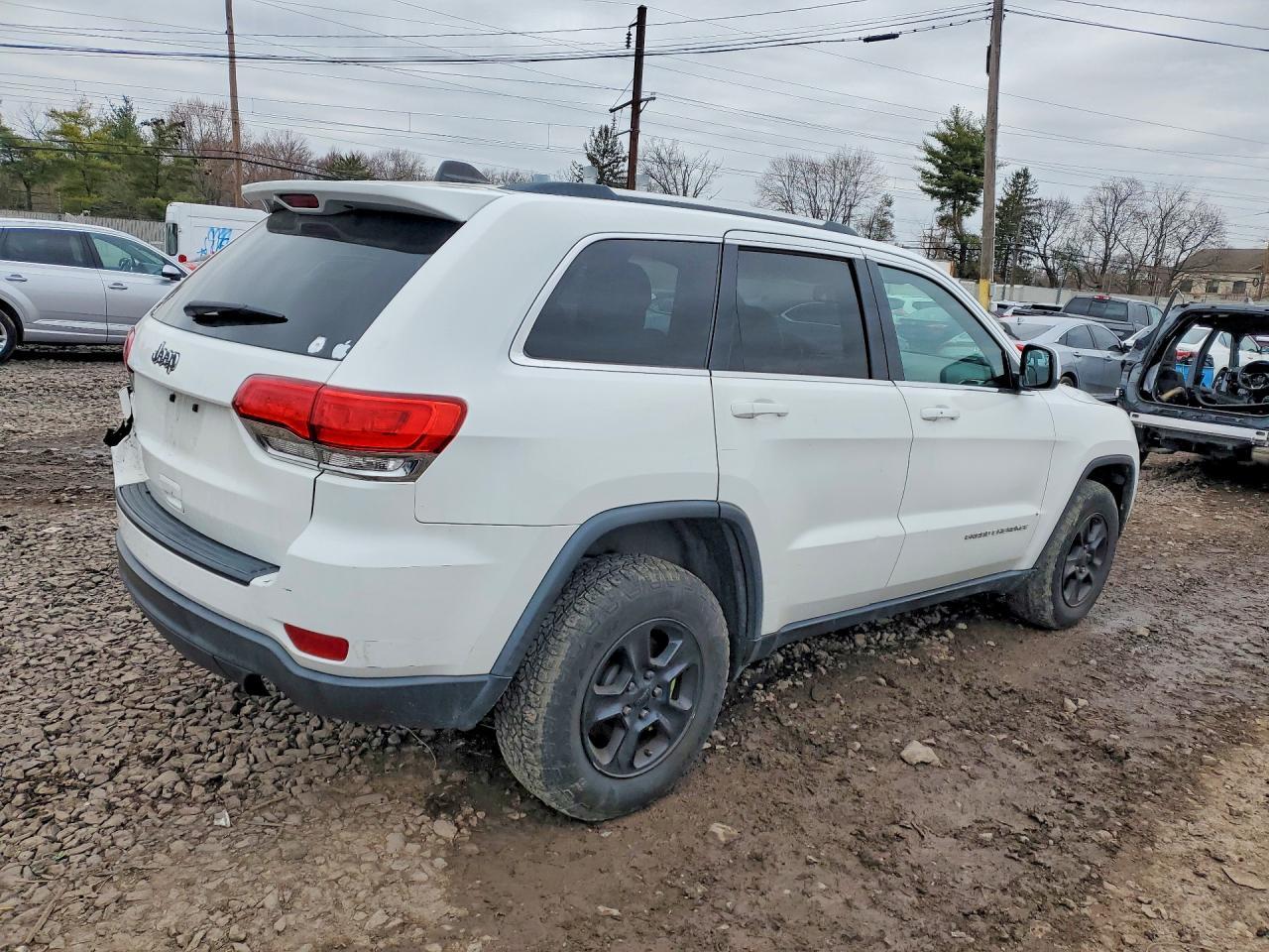 2015 Jeep Grand Cherokee Laredo - Фото 3