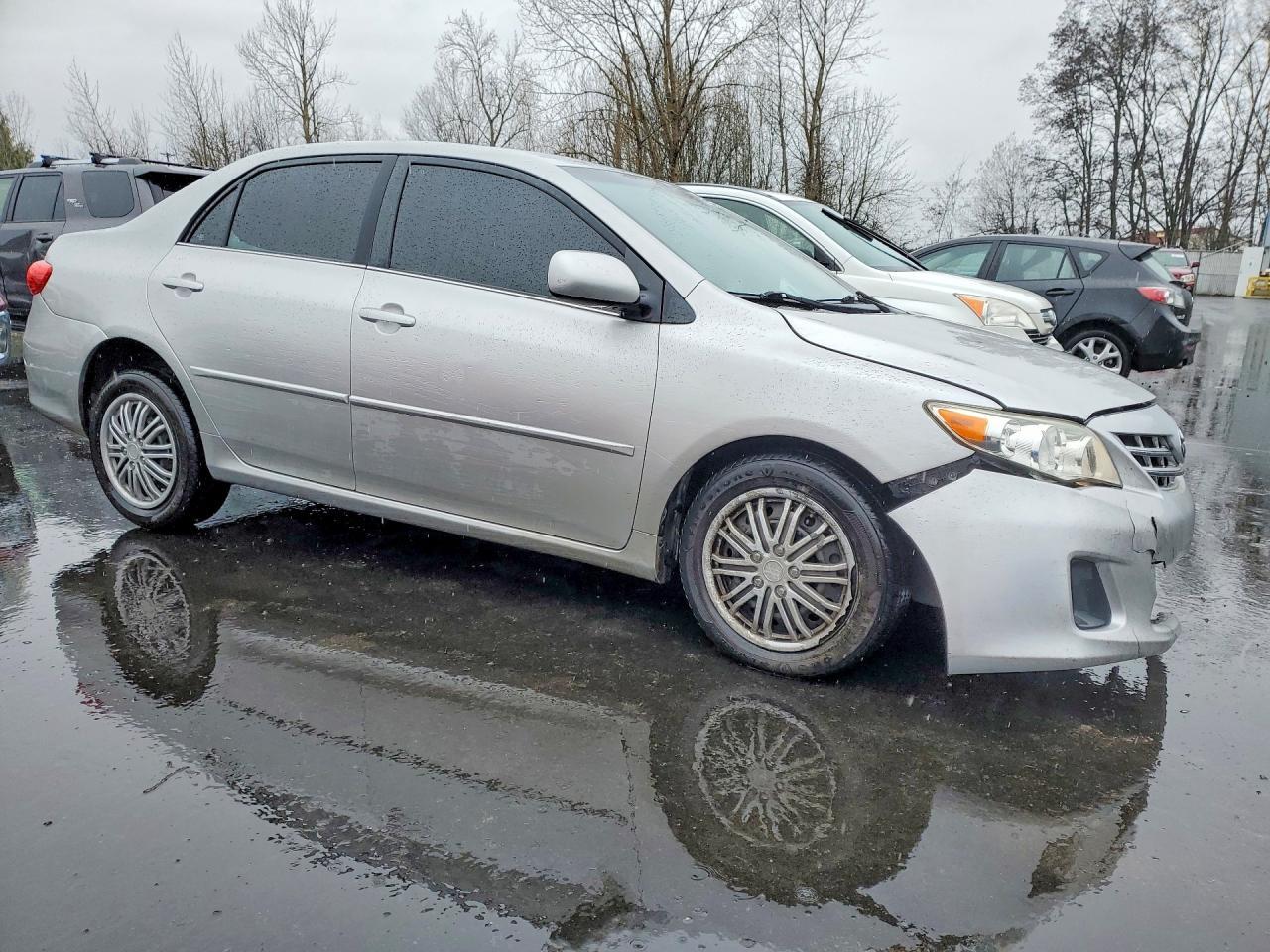 2013 Toyota Corolla Le - Фото 4