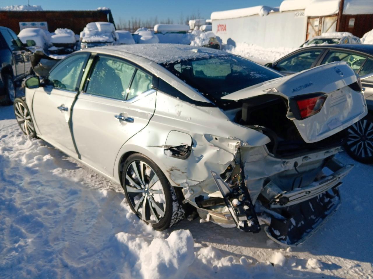 2020 Niss Altima Platinum - Фото 2