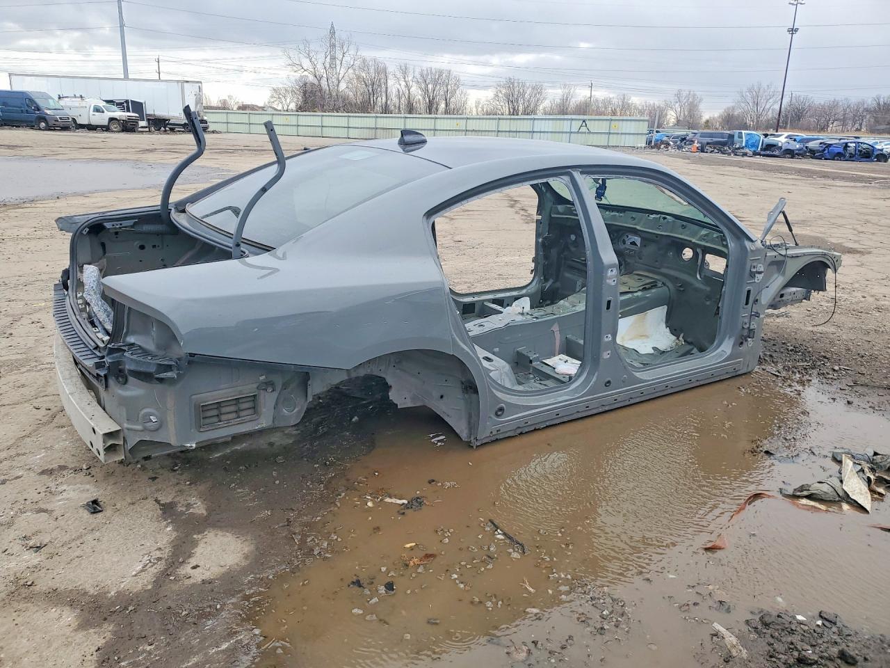 2018 Dodge Charger R - Image 3