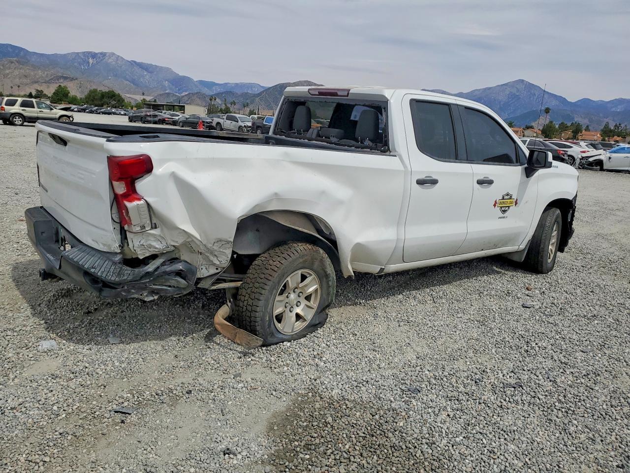 2020 Chevrolet Silverado C1500 - Image 3
