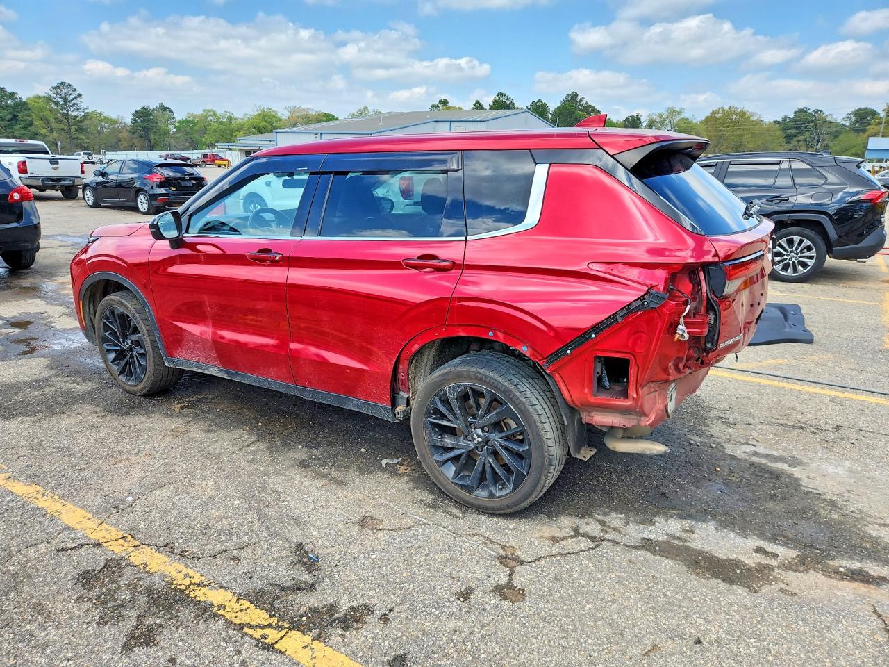2023 Mitsubishi Outlander Se - Фото 2
