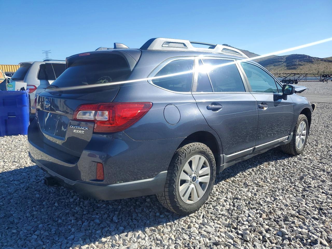 2017 Subaru Outback 2.5I Premium - Фото 3