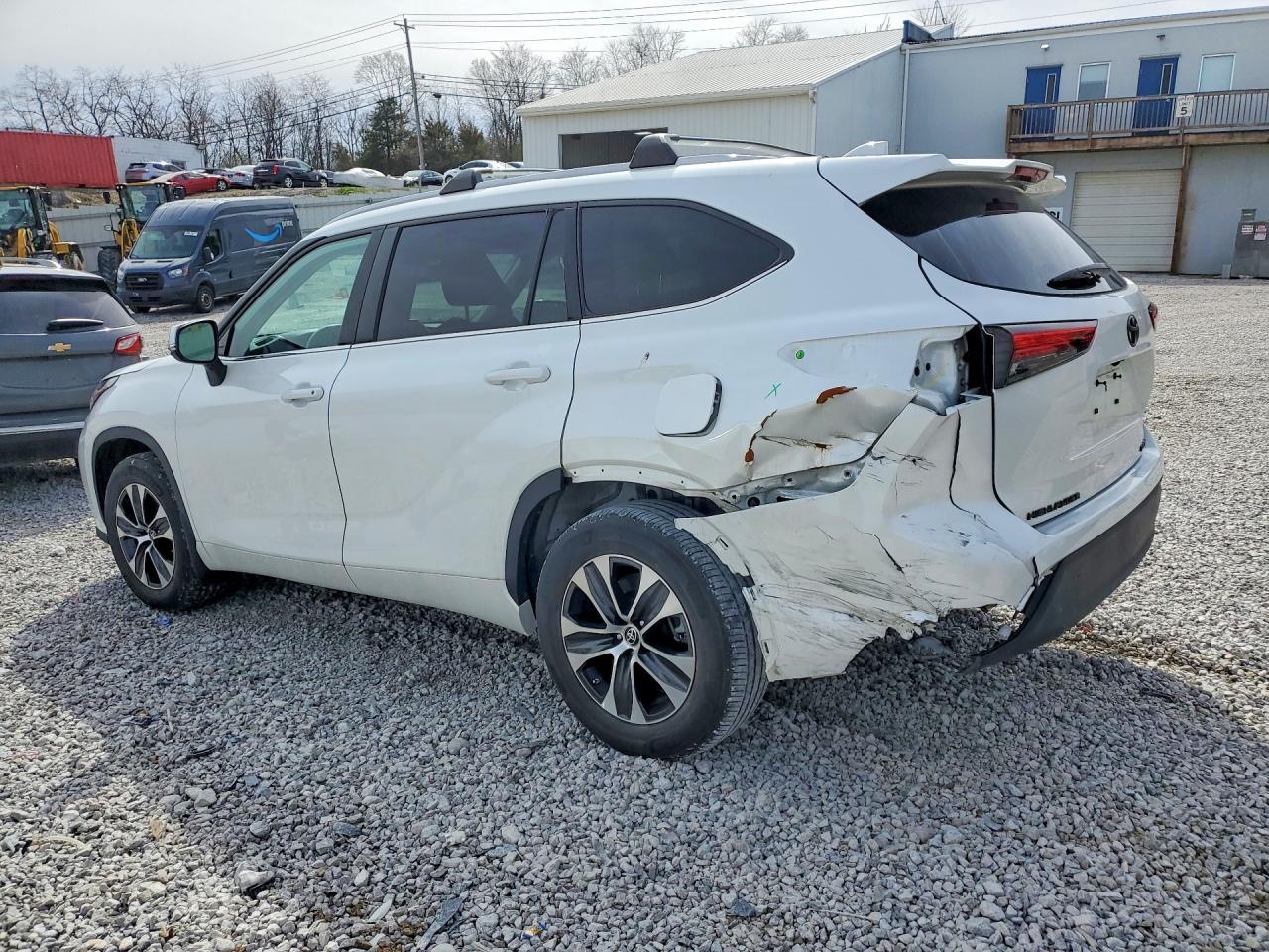 2022 Toyota Highlander Xle - Фото 2