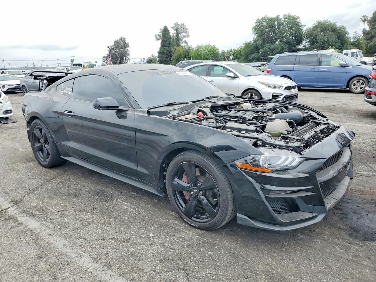 2022 Ford Mustang Gt - Фото 4