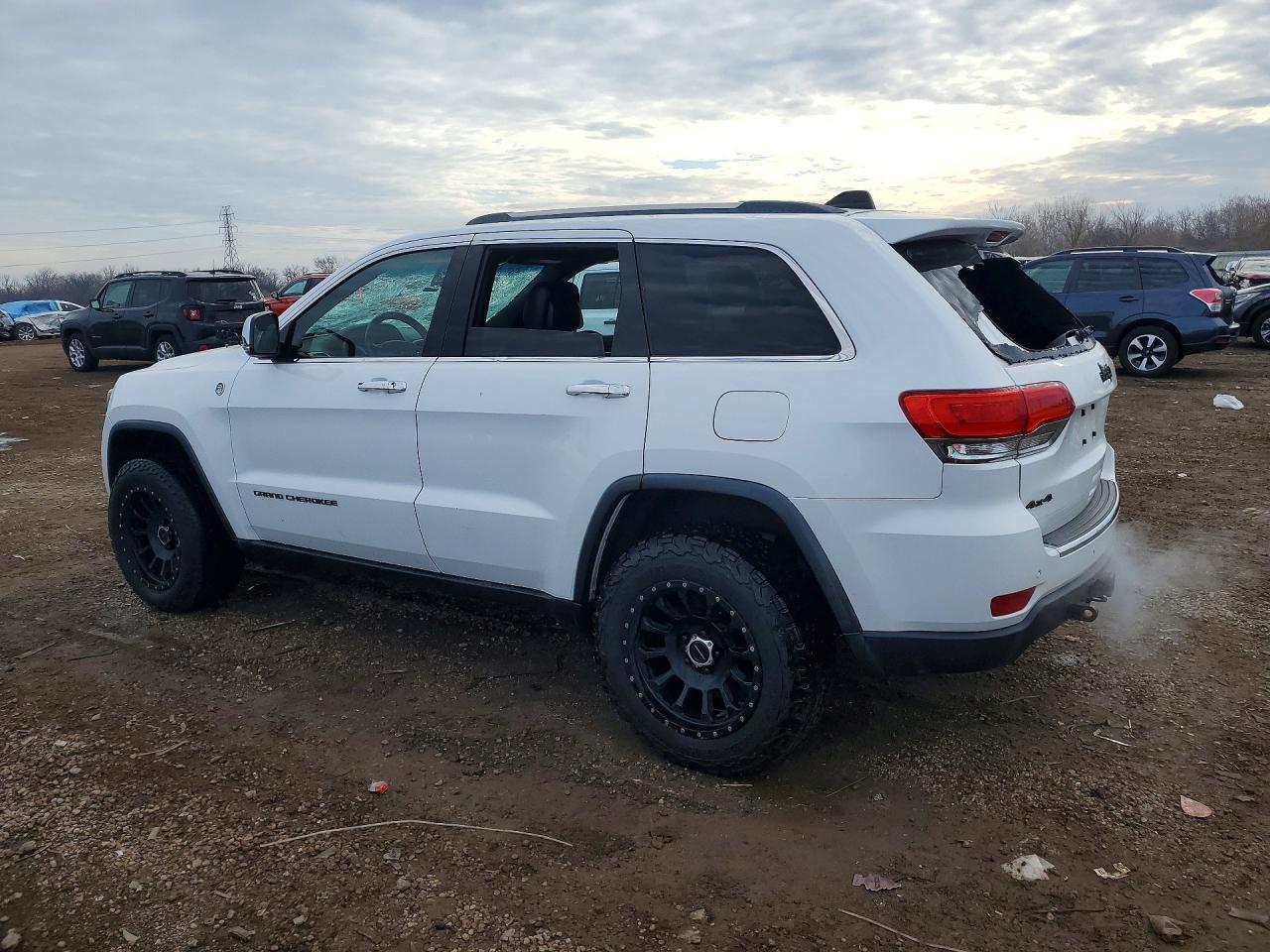 2015 Jeep Grand Cherokee Limited - Image 2