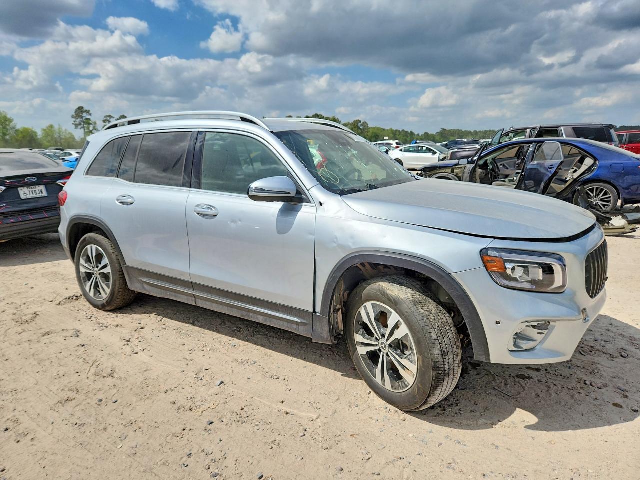 2025 Mercedes-Benz Glb 250 - Фото 4