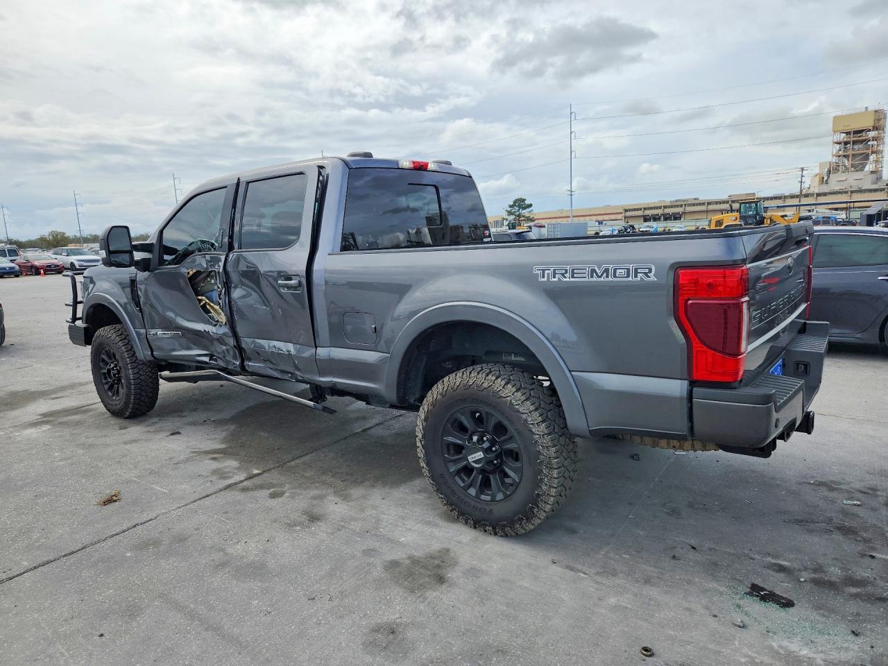 2021 Ford F250 Super Duty - Фото 2